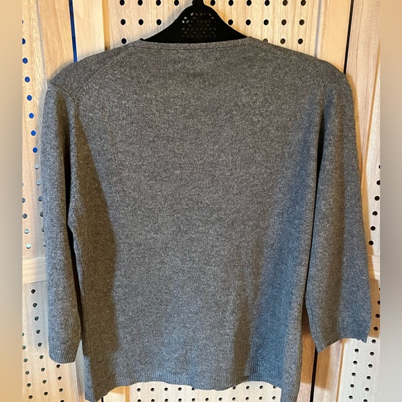 Loiz ~ Cashmere / Silk Sweater - Picture 4 of 4
